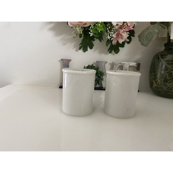 Takashi Ceramic Salt and Pepper Shakers‎ Orange Flowers - Picture 16 of 16